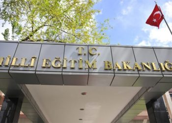 'MEB'i yöneten Mahmut Özer değil tarikatlardır'