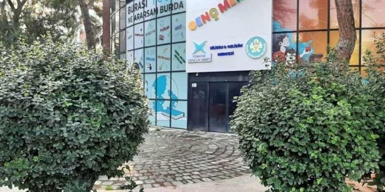 MHP'li belediyenin TÜGVA'ya vereceği kafeye yargı engeli