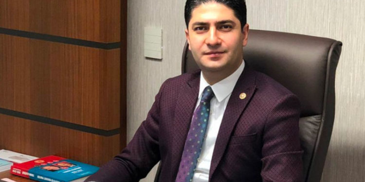 MHP’li Özdemir: Asgari ücretin piyasa koşullarında vatandaşlarımızın elini güçlendirmesini umut ediyoruz