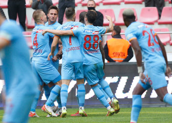 Mame Thiam uzatmalarda sahneye çıktı; Kayserispor 4 maç sonra kazandı!