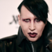 Marilyn Manson’a yönelik cinsel istismar suçlamaları yapıldı; kadınları ses geçirmeyen cam odaya hapsettiği iddia edildi