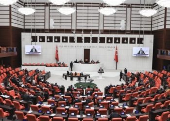 Meclis Başkanlığı’na 5 ‘dokunulmazlık’ fezlekesi