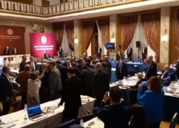 Meclis&rsquo;te MHP ve HDP&rsquo;li vekiller arasında kavga &ccedil;ıktı