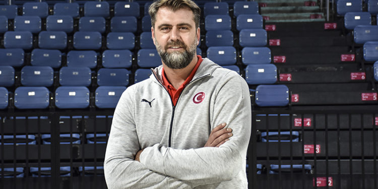 Mehmet Okur: Hedefim ve hayalim NBA'de veya Avrupa'da bir kulüpte başantrenör olmak