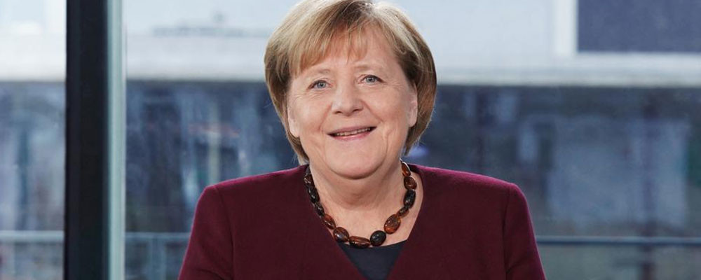 Merkel: Kitap okuyup uyuyacağım