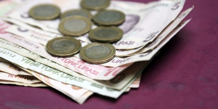 Merkez Bankası faiz kararı: Faiz indirimleriyle ne hedefleniyor, ekonomideki tıkanma aşılabilir mi?