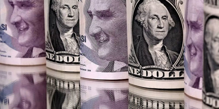 Merkez Bankası'nın faiz kararının ardından doların yükselişi devam ediyor