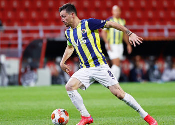 Mert Hakan Yandaş: Olympiakos başkanına güzel bir cevap vermek istiyoruz