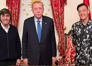Mesut Özil ve Rıdvan Dilmen, Erdoğan ile görüştü