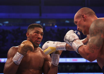 Mike Tyson'dan Anthony Joshua'ya sürpriz teklif