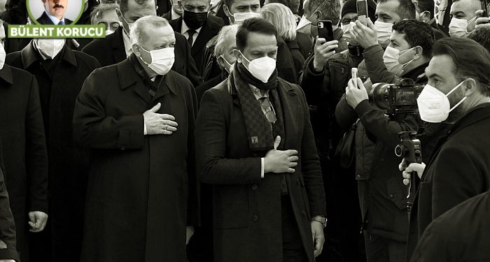 Mücahit, Prada giyer!