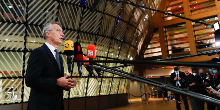 NATO Rusya’yı uyardı: Ukrayna’yı işgal etmenin bedeli olur