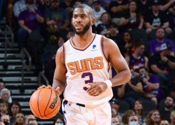 NBA'de Chris Paul, tarihe geçti