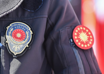 PKK borsası davasında dört polise hapis cezası