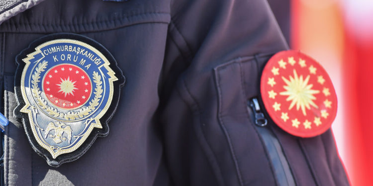 PKK borsası davasında dört polise hapis cezası