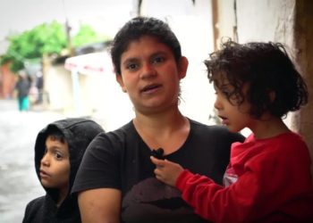 Pandemide eğitime erişmeyen Roman çocuklar 'hayal kurmayı bırakmış'