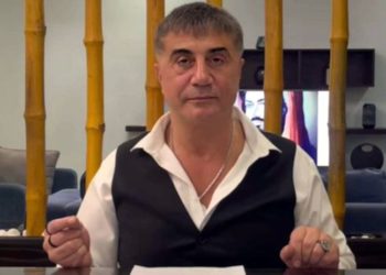 Peker sordu: Siyasetçilerin, bürokratların ailelerinin de olduğu liste elimde; ne yapayım?