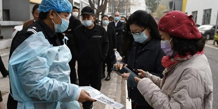 Pekin'de Covid-19 kısıtlamaları sıkılaştırıldı