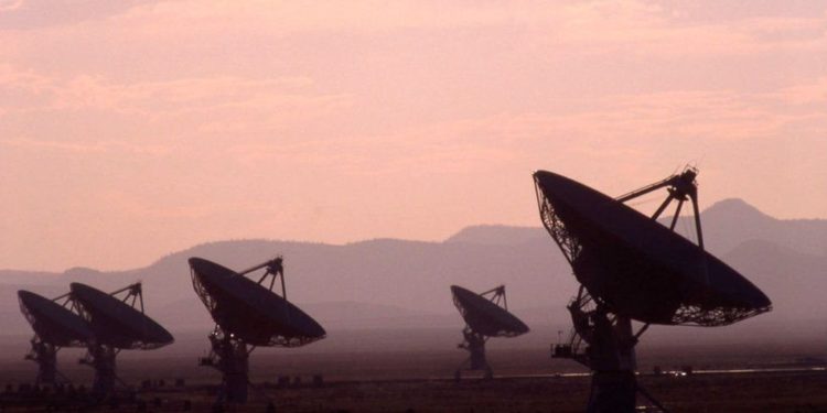 Pentagon ABD'nin sınırlandırılmış hava sahasında UFO araştıracak