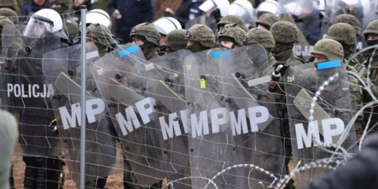 Polonya - Belarus arasında göçmen krizi: 'Sınırda sıcak çatışma tehlikesi var'