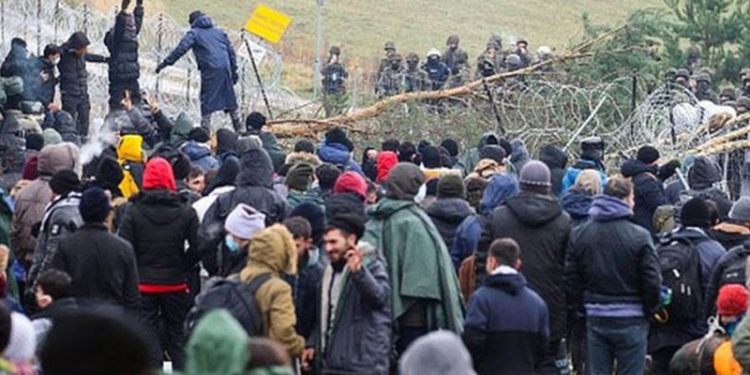 Polonya - Belarus sınırında göçmen krizi derinleşiyor