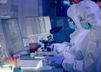 Prof. Ağırbaşlı: Covid-19'a yakalanan kişilerde savunma proteini düzeyi 'şalterler kapanırcasına' çok düşük düzeylere iniyor.