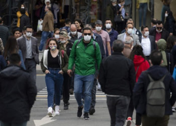 Prof. Dr. Enginyurt: Virüs aşılılara da bulaşacak