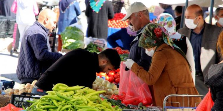 Reuters’den enflasyon tahmini: Kasım ayında yüzde 3 olacak