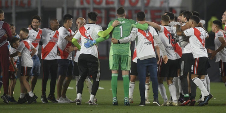 River Plate ligin bitimine 3 hafta kala şampiyonluğunu ilan etti