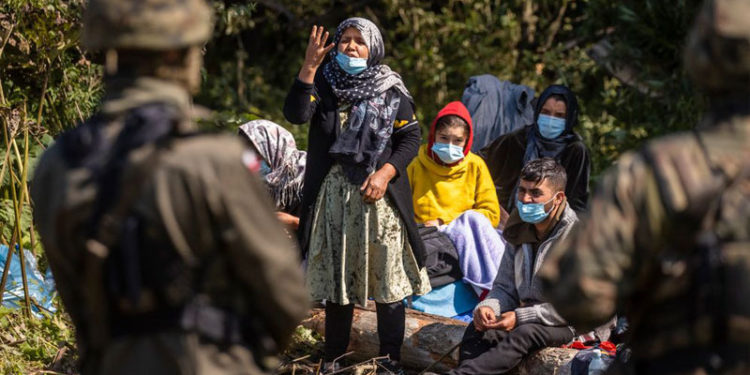 Rus havayolu şirketi Aeroflot 'göçmenleri Belarus-Polonya sınırına taşıdığı' iddialarını yalanladı