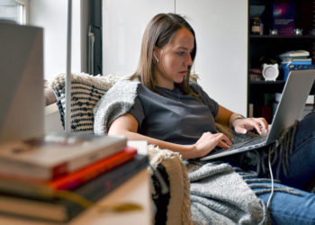 Rusya'da bir bölge, aşısızlara özel kısıtlamalar getirdi