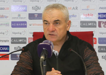 Rıza Çalımbay'dan Beşiktaş açıklaması