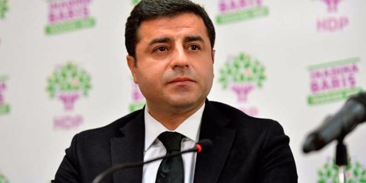 Selahattin Demirtaş'tan Başak Demirtaş paylaşımı: Allah insana, düşmanının bile merdini nasip etsin