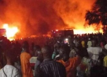 Sierra Leone&rsquo;de tanker patladı: 100&rsquo;den fazla &ouml;l&uuml;