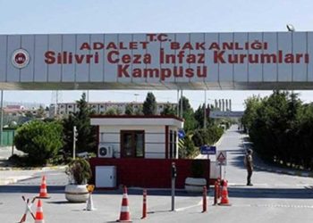 Silivri Cezaevi'nde 'gece sayımı': Tutuklular darp edildi