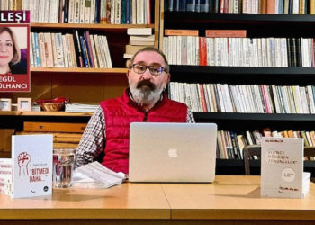 Sosyalist bilginin sosyalist bilince dönüşüm yolculuğu: Bilince Dönüşen Zorunluluk