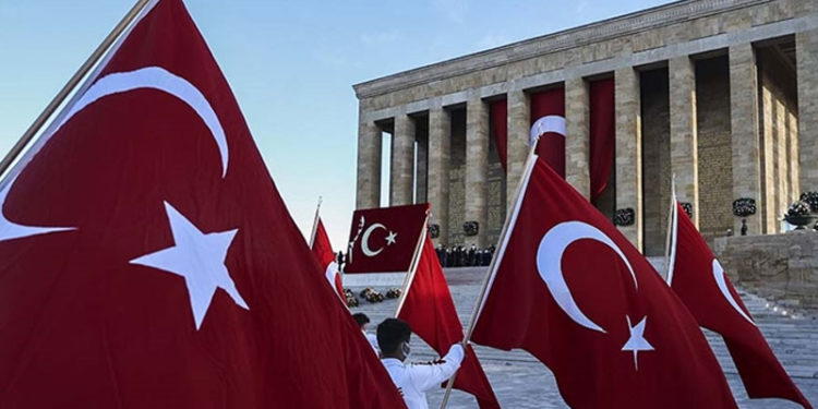 Spor camiasından '10 Kasım' mesajları