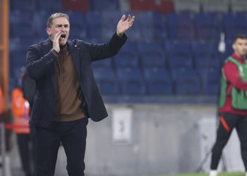 Stefan Kuntz: Sakin olalım, ayağımız yere bassın