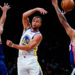 Stephen Curry 37 sayıyla yıldızlaştı; Harden ve Durantli Nets'i devirdi