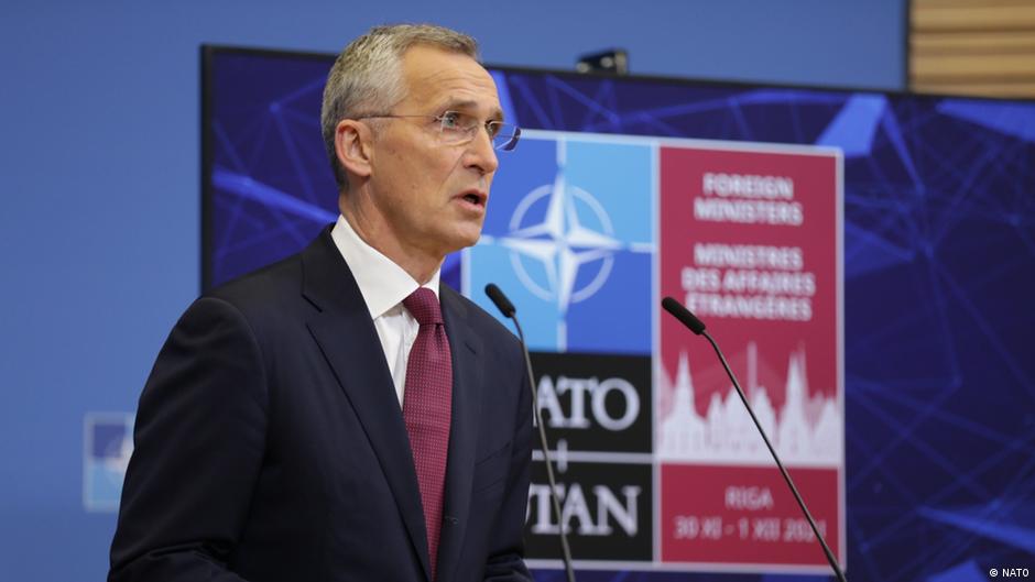 Stoltenberg: Belarus sınırındaki kriz henüz aşılmadı