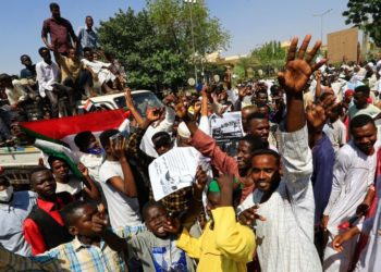 Sudan'da dünkü darbe karşıtı gösterilerde en az 15 kişi hayatını kaybetti