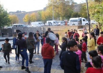 Sur’da çocuk şenliğine yoğun ilgi