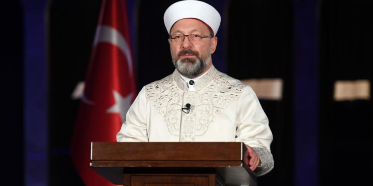 Sözcü yazarı Doğru: Erdoğan'ın 'Ekonomik Kurtuluş Savaşı' ilan ettiği gün Diyanet İşleri Başkanı 'dev bütçeyi' az buldu