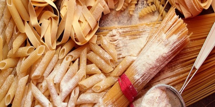 TL'deki değer kaybının etkileri sürüyor: Un ve makarnaya büyük oranda zam