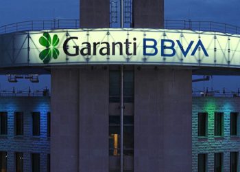 TL'deki düşüş Garanti'nin değerini 2 haftada eritti: 400 milyon euro daha ucuza satılacak