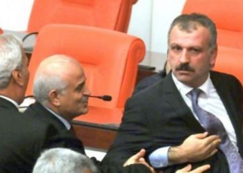 Tabiatı Saral'a bunu emrediyor! Hepinizin canı cehenneme, müptezeller