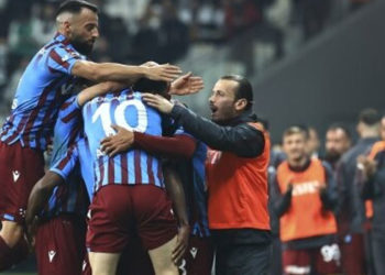 Trabzonspor, Beşiktaş'ı uzatmalarda yıktı