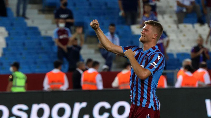 Trabzonspor'a derbi öncesi Cornelius müjdesi