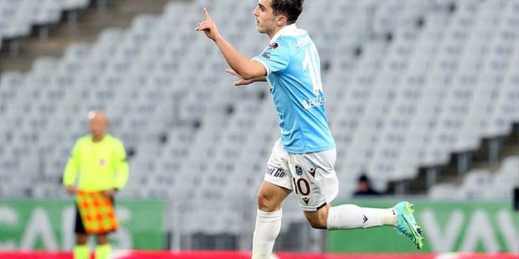 Trabzonspor'da Abdülkadir Ömür, performansıyla göz dolduruyor