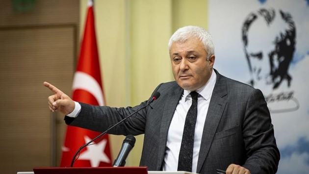 Tuncay Özkan: AK Partili bürokratlar gizlice CHP’ye geliyor